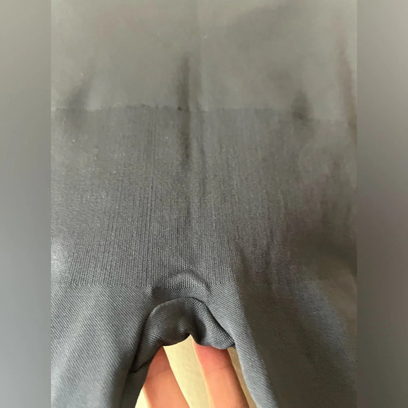 BELLY BANDIT Mother Tucker Leggings - Picture 4 of 4